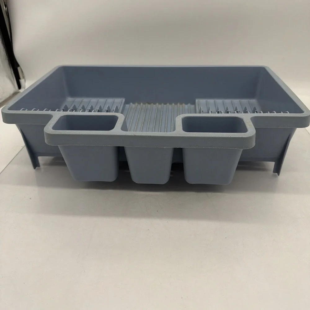 Rubbermaid *this used